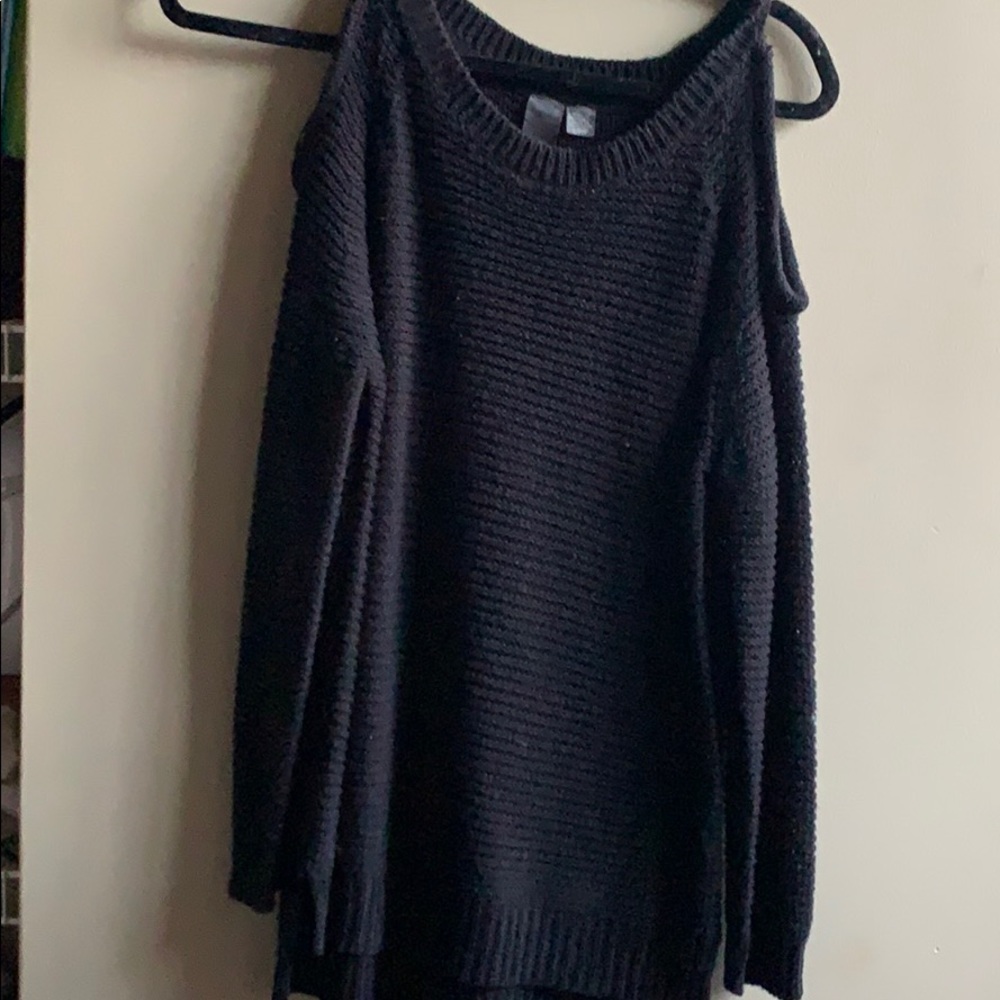 Black ribbed sweater